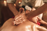 Massage ayurvédique avec Alain